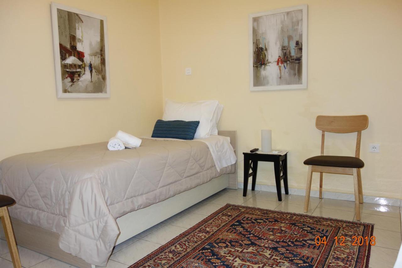 Apartment Studio Near Marousi Station Athens Exterior photo