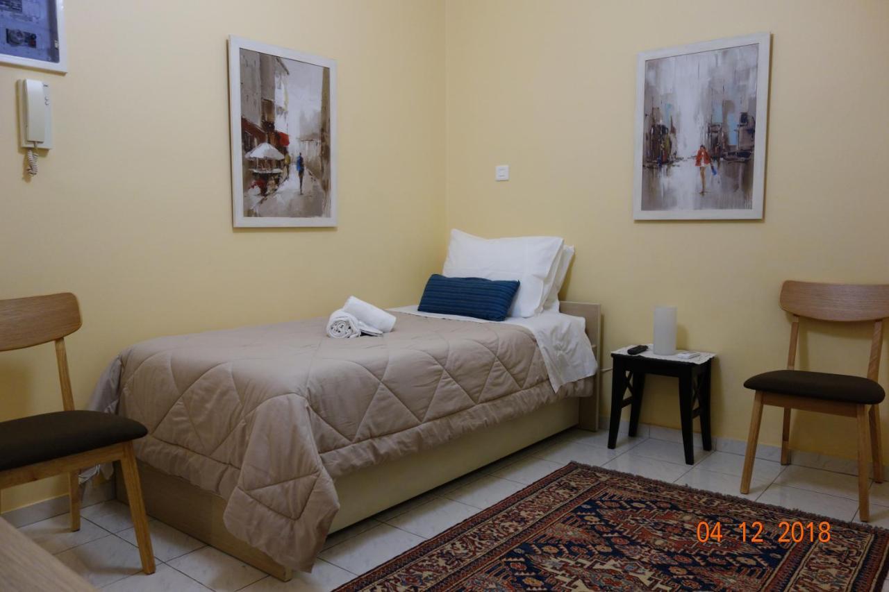 Apartment Studio Near Marousi Station Athens Exterior photo